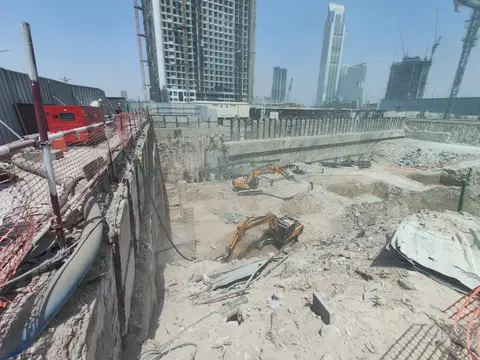 Samana Resorts, Dubai Production City construction progress — 23 June 2026, 5.85% complete, photo 2 of 4