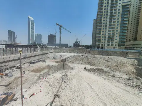 Samana Resorts, Dubai Production City construction progress — 23 June 2026, 5.85% complete, photo 1 of 4