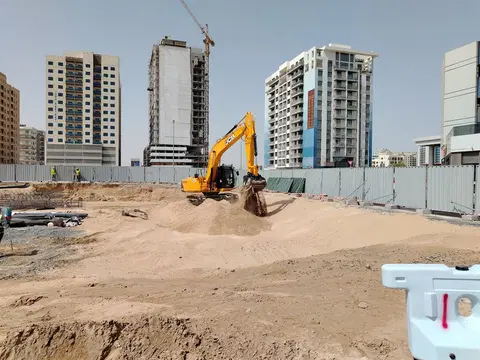 Ход строительства Samana Ibiza, DubaiLand Residence Complex — 21 августа 2025, готовность 0.18%, снимок 3 из 4