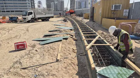 Samana Avenue, DubaiLand Residence Complex construction progress — 17 June 2025, 1.93% complete, photo 2 of 5