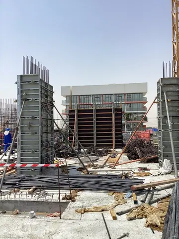 Ход строительства The Corner, DubaiLand Residence Complex — 20 мая 2025, готовность 17.27%, снимок 5 из 6