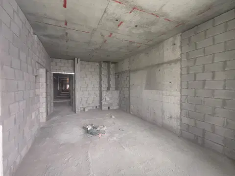 Ход строительства The Corner, DubaiLand Residence Complex — 6 февраля 2026, готовность 33.81%, снимок 6 из 10