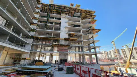 Azizi Venice 10, Azizi Venice construction progress — 6 January 2026, 31.27% complete, photo 7 of 10