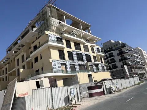 Ход строительства The Maiden Residence, International City 2 — 14 мая 2026, готовность 73.02%, снимок 8 из 9
