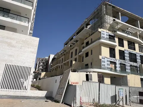 Ход строительства The Maiden Residence, International City 2 — 14 мая 2026, готовность 73.02%, снимок 3 из 9