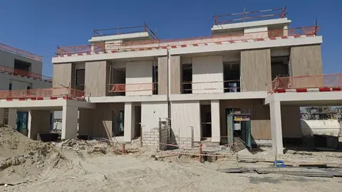 Ход строительства Fairway Villas 3, Fairway Villas 3 — 17 марта 2026, готовность 37.86%, снимок 8 из 9