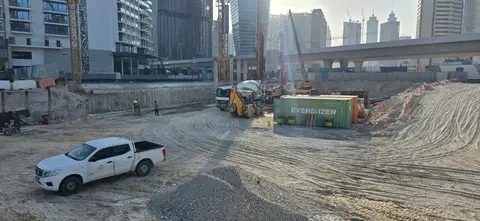 Ход строительства Rove Home Marasi Drive, Business Bay — 4 апреля 2025, готовность 4.40%, снимок 4 из 4
