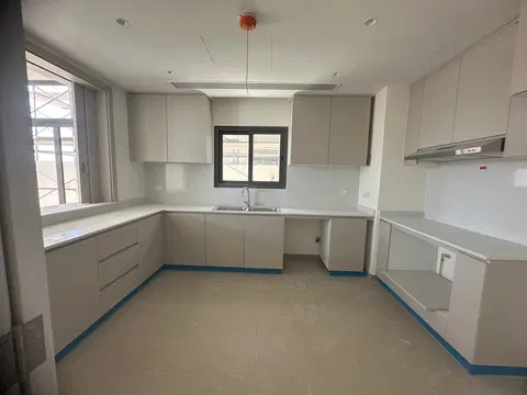 South Bay 5 Premium, Dubai South Residential District construction progress — 23 July 2026, 77.77% complete, photo 6 of 8