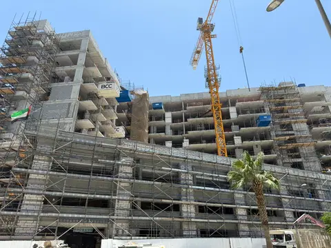 Ход строительства Rosemont Residences JVT, JVT District 2 — 8 июня 2026, готовность 42.87%, снимок 6 из 9