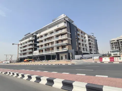 Ход строительства Starlight Park, Mohammed Bin Rashid City District 11 — 22 апреля 2026, готовность 90,20%, снимок 10 из 14