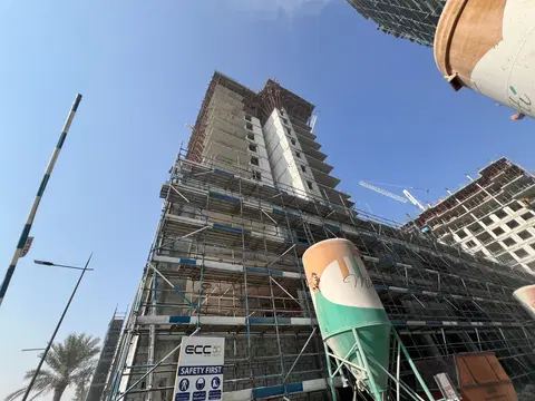 Ход строительства Ora by Nshama, Town Square — 9 января 2026, готовность 35.72%, снимок 2 из 6