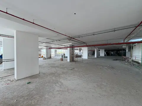 Ход строительства Weybridge Gardens 2, DubaiLand Residence Complex — 5 августа 2026, готовность 33,68%, снимок 32 из 32
