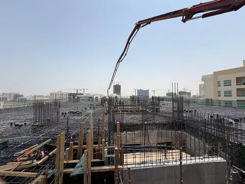 Ход строительства Weybridge Gardens 2, DubaiLand Residence Complex — 5 августа 2026, готовность 33,68%, снимок 15 из 32
