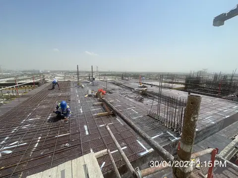 Ход строительства Azizi Riviera 69, Azizi Riviera — 30 апреля 2024, готовность 33.57%