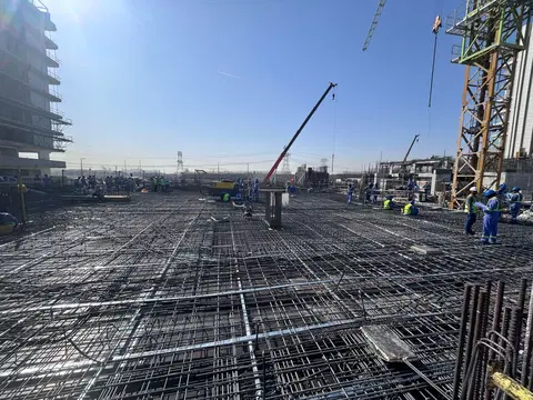 Ход строительства Azizi Jewel, Al Furjan — 9 декабря 2025, готовность 16.32%, снимок 4 из 5