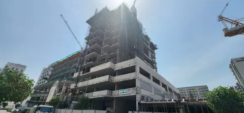 Alba Tower, Jumeirah Garden City construction progress — 27 July 2026, 30.92% complete, photo 5 of 8