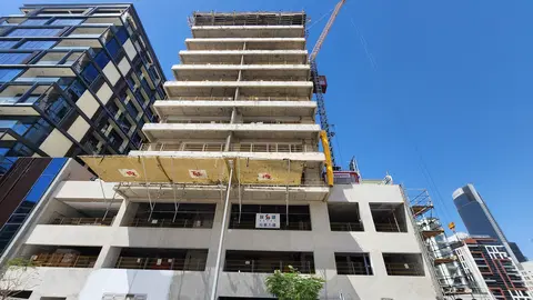 Ход строительства Jardin Astral, Jumeirah Garden City — 18 мая 2026, готовность 45,13%, снимок 6 из 10