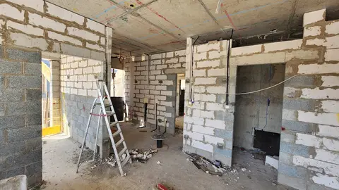 Ход строительства Jardin Astral, Jumeirah Garden City — 18 мая 2026, готовность 45,13%, снимок 5 из 10