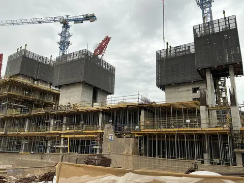 Sobha Orbis, Motor City construction progress — 25 March 2026, 11.70% complete, photo 3 of 12