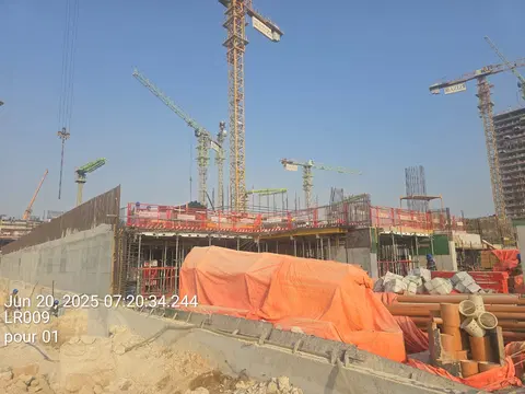 Ход строительства Azizi Venice 14, Azizi Venice — 20 июня 2025, готовность 8.93%, снимок 5 из 6
