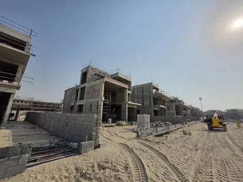 Ход строительства Nad Al Sheba Gardens Phase 5, Nad Al Sheba 1 — 12 августа 2026, готовность 37,53%, снимок 5 из 8
