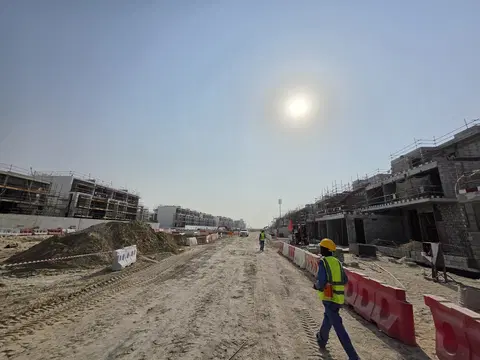 Ход строительства Nad Al Sheba Gardens Phase 5, Nad Al Sheba 1 — 12 августа 2026, готовность 37,53%, снимок 3 из 8