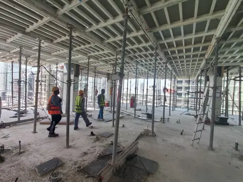 Hillmont Residences, JVC District 15 construction progress — 22 July 2026, 26.29% complete, photo 7 of 9