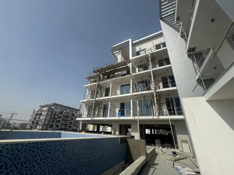 Ход строительства 4B Living, International City 2 — 4 февраля 2026, готовность 90,95%, снимок 1 из 8