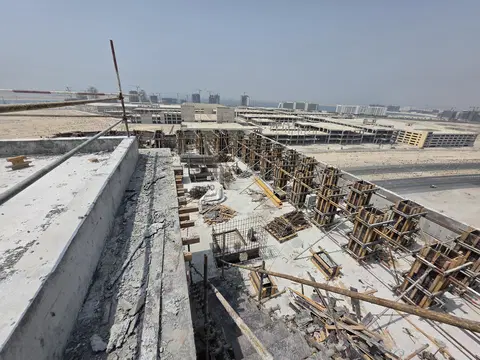 Ход строительства Seaside By Prestige One, Dubai Islands — 30 июля 2026, готовность 43,03%, снимок 2 из 8
