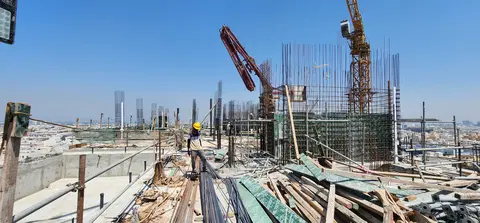 171 Garden Heights, Jumeirah Garden City construction progress — 8 June 2026, 33.66% complete, photo 2 of 10