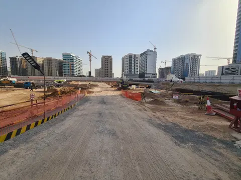 Ход строительства Peace Lagoons By Peace Homes, DubaiLand Residence Complex — 23 апреля 2026, готовность 2.90%, снимок 1 из 5
