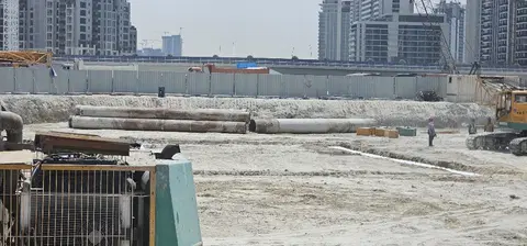 Palace Residences Creek Blue, Dubai Creek Harbour construction progress — 12 May 2025, 1.58% complete, photo 1 of 4