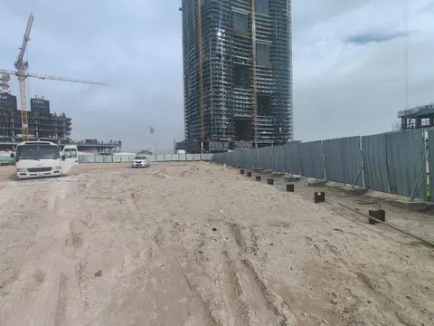 Aqua Flora, Dubai Science Park construction progress — 30 March 2026, 1.28% complete, photo 2 of 5