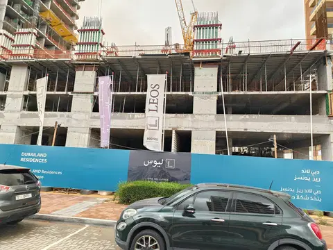 Ход строительства Weybridge Gardens 3, DubaiLand Residence Complex — 31 марта 2026, готовность 15.46%, снимок 2 из 10