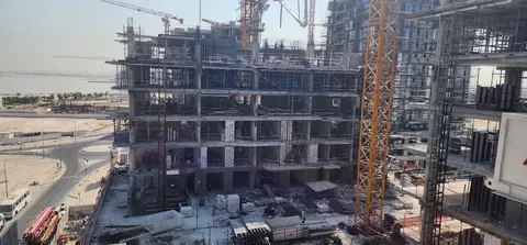 Edgewater Residences 3, Dubai Islands construction progress — 31 August 2026, 30.39% complete, photo 4 of 10