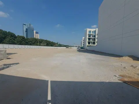 One Sky Park, JVC District 15 construction progress — 28 January 2025, 0.07% complete, photo 1 of 2