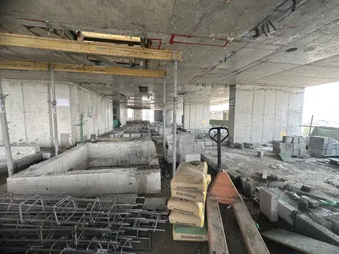 Luminar Tower 1, Jumeirah Village Triangle construction progress — 30 July 2026, 33.07% complete, photo 4 of 5