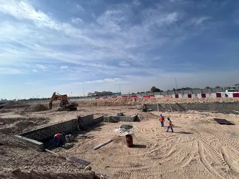 Verdes By Haven 1, DubaiLand Residence Complex construction progress — 11 December 2025, 2.04% complete, photo 1 of 8