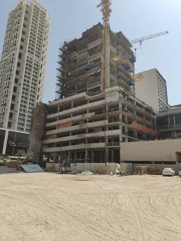 Alfal Residences, Jumeirah Village Circle construction progress — 25 September 2026, 24.91% complete, photo 2 of 9