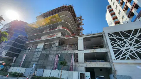 Ход строительства Mayfair Gardens, Jumeirah Garden City — 26 января 2026, готовность 30.46%, снимок 3 из 6