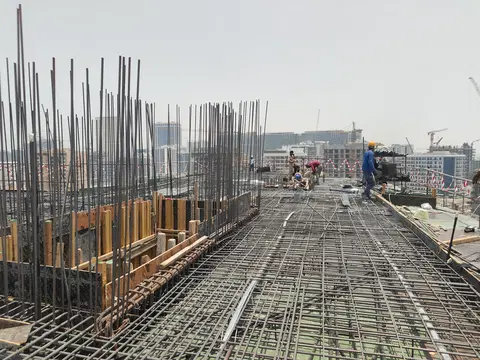 Reef 1000, DubaiLand Residence Complex construction progress — 14 July 2026, 50.00% complete, photo 5 of 22