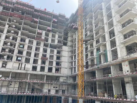 Ход строительства Address Residences L Dubai Hills Estate, Dubai Hills Estate — 10 июня 2026, готовность 26,48%, снимок 3 из 6