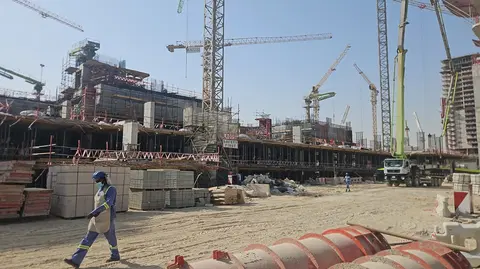 Azizi Venice 11, Azizi Venice construction progress — 4 March 2026, 14.30% complete, photo 2 of 6