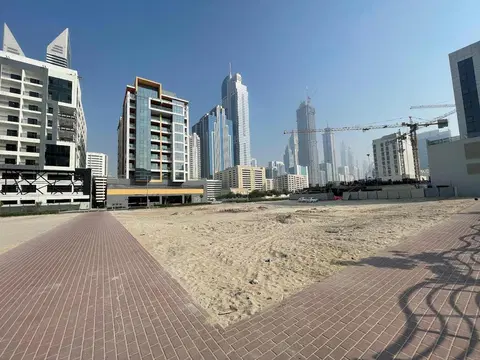 Ход строительства ENSO Amber, Jumeirah Garden City — 10 сентября 2024, готовность 0.00%, снимок 2 из 2