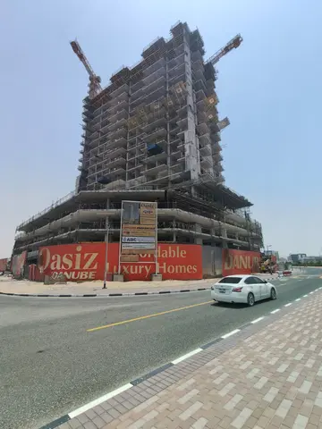 Oasiz 1 by Danube, Dubai Silicon Oasis construction progress — 29 July 2026, 30.36% complete, photo 5 of 13