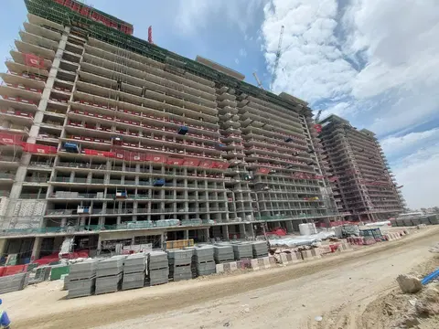 Ход строительства Azizi Venice 13, Azizi Venice — 22 апреля 2026, готовность 40,33%, снимок 9 из 10