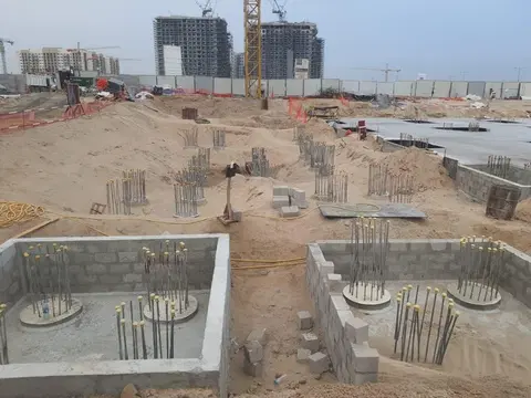 Berkshire Park, Town Square construction progress — 23 March 2026, 5.20% complete, photo 3 of 5