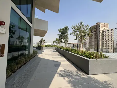 Ход строительства Binghatti Grove, JVC District 17 — 28 сентября 2026, готовность 100,00%, снимок 2 из 15
