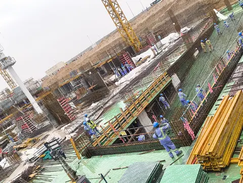 Azizi Venice 12, Azizi Venice construction progress — 22 April 2026, 15.29% complete, photo 5 of 6