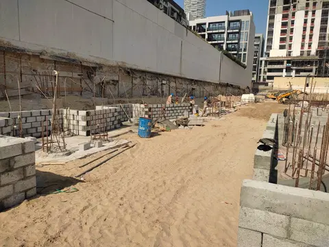 Ход строительства 311 Boulevard, JVC District 13 — 25 февраля 2026, готовность 3,90%, снимок 2 из 3